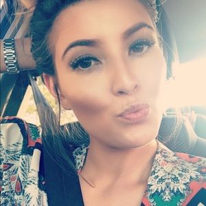 Meet your Posher, Macy